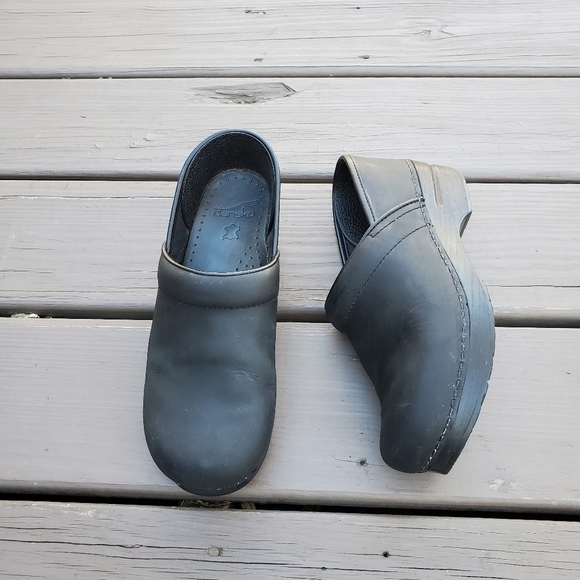 Dansko Professional Black Oiled Leather Platform Chunky Slip-on Clogs 39 - Picture 2 of 9